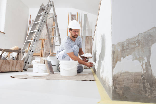 Best Wallpaper Removal and Painting  in Oroville, WA